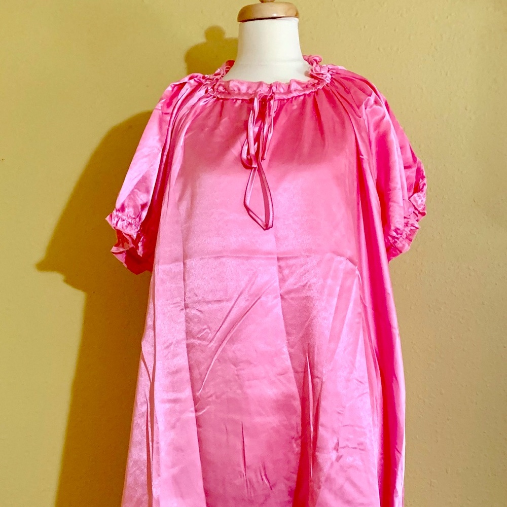 Amoureuse New Pink Satin Nightgown Size 26 28 (2X)